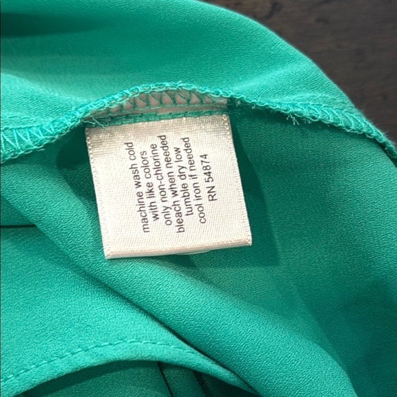 *flaw The Limited Medium Green Boxy 3/4 Sleeve Blouse - Picture 8 of 9